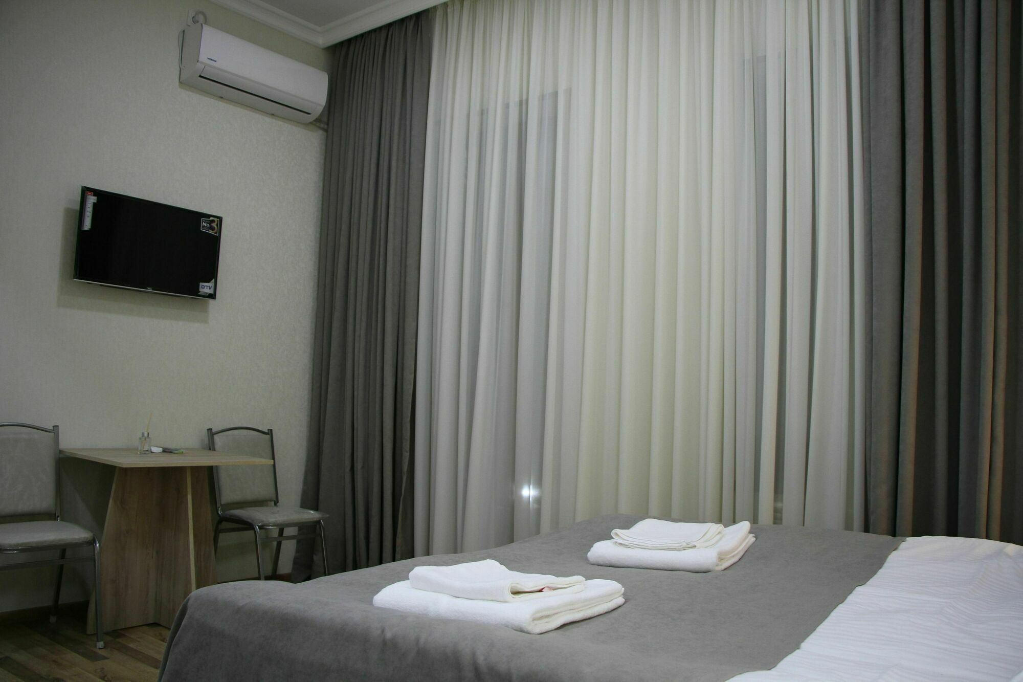 Peradia Hotel Kutaisi Exterior photo